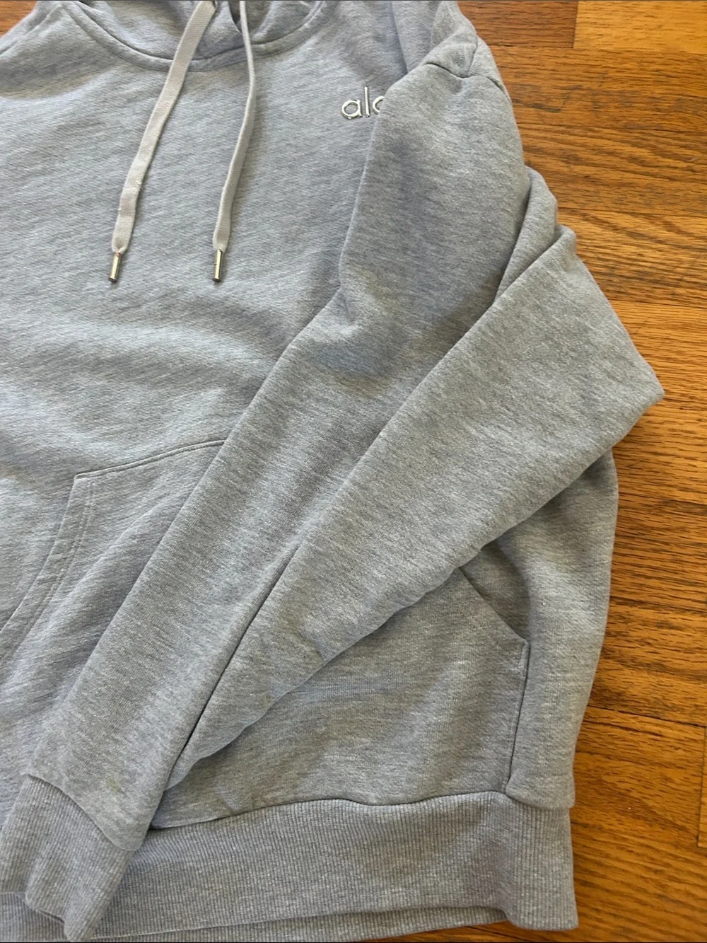 ALO Yoga Women's Light Grey Crewneck Hoodie with Silver Logo